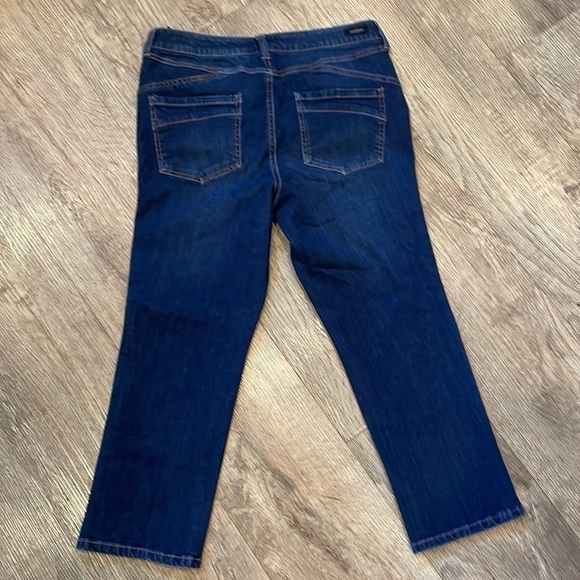 Liverpool Milly Capris - Picture 6 of 8